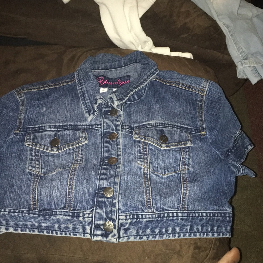 I’m selling a denim vest jacket